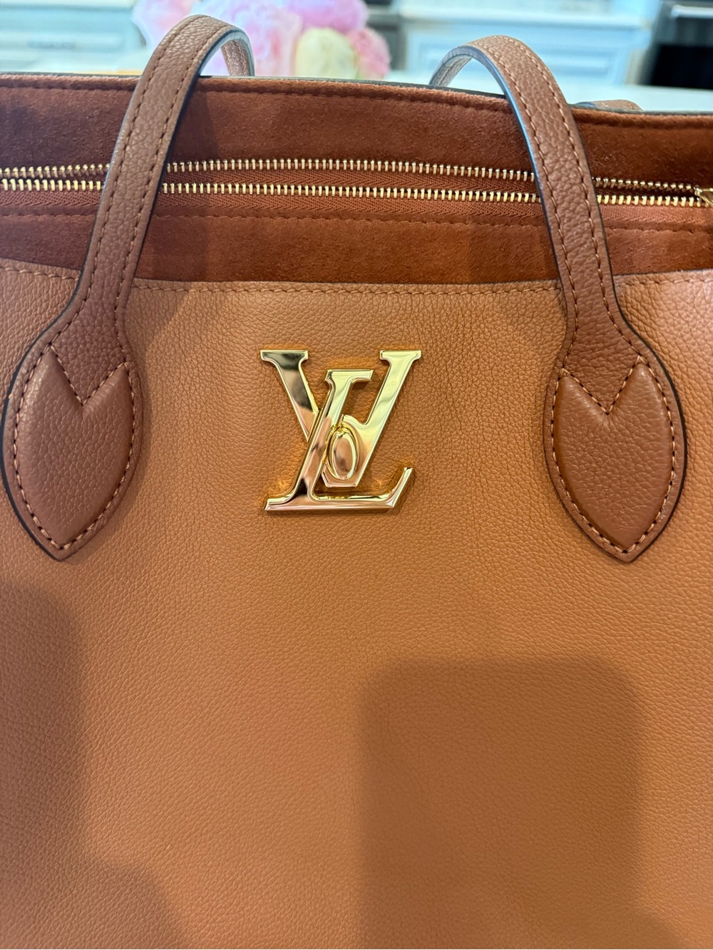Louis Vuitton LockMe Shopper - Like New! - Picture 2 of 8